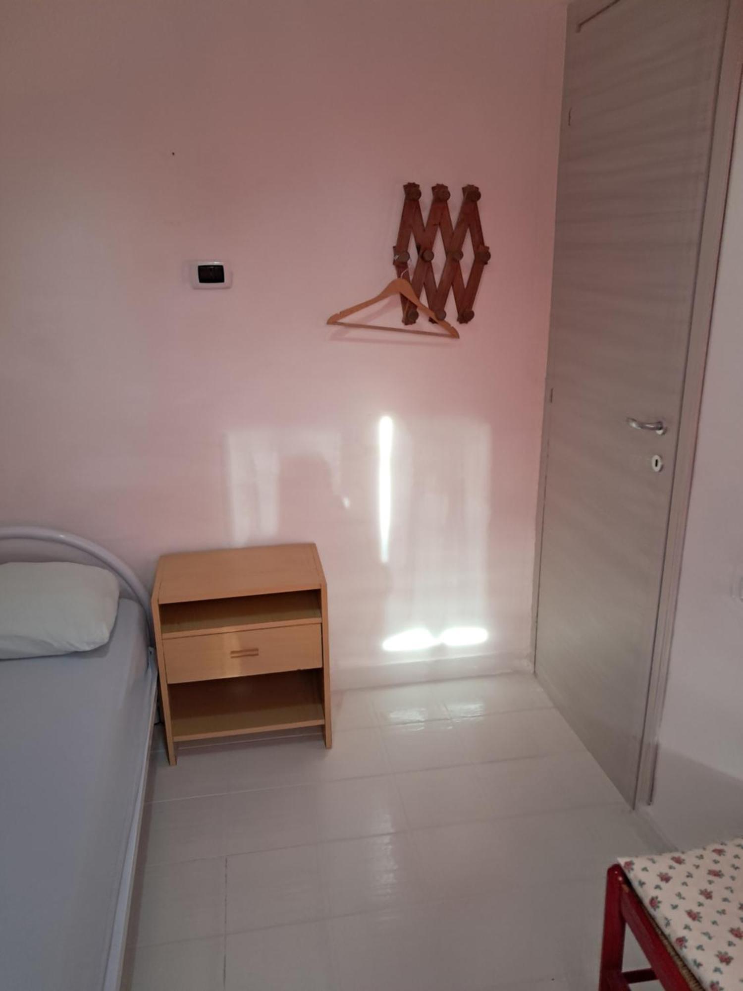 Levante Rooms Scalea Exteriér fotografie