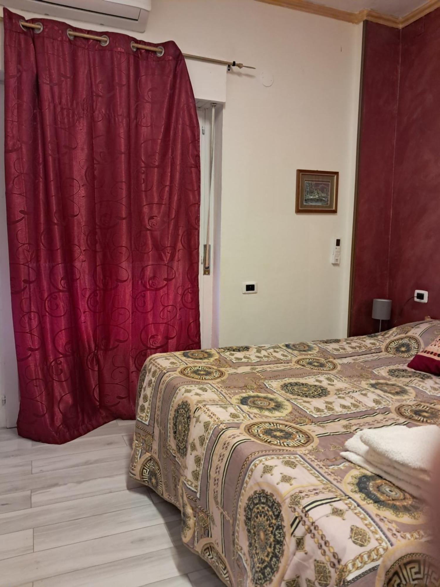 Levante Rooms Scalea Exteriér fotografie